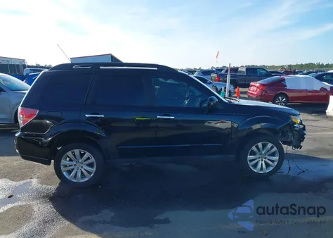 2011 Subaru Forester 2.5X Limited from USA, damaged, VIN JF2SHBEC7BH733569